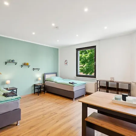 Sali - 2br, 4 Beds, Tv, Kitchen And Gardenspace *